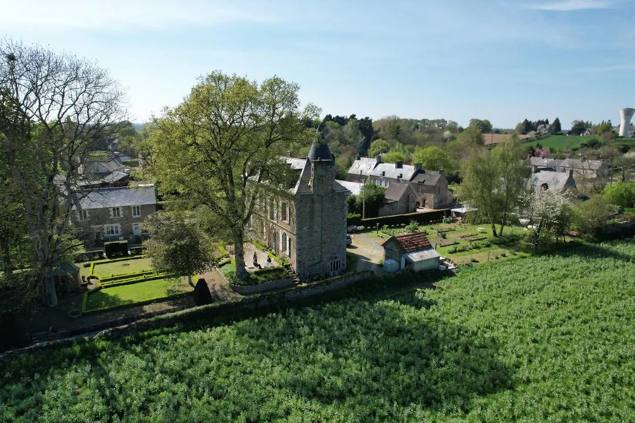 Pleslin-TrigavouLe Manoir De La Bigotiere住宿加早餐旅馆 Pleslin-Trigavou