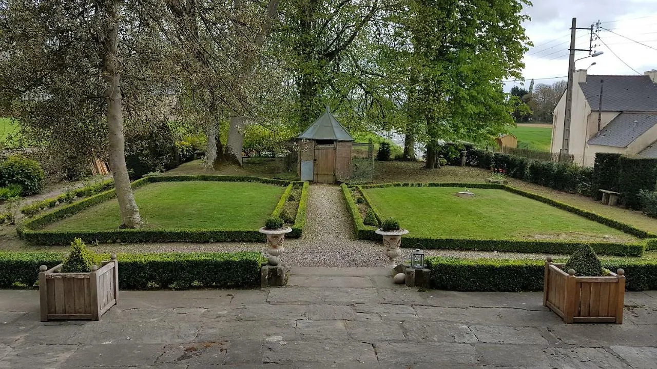 Pleslin-TrigavouLe Manoir De La Bigotiere住宿加早餐旅馆 法国